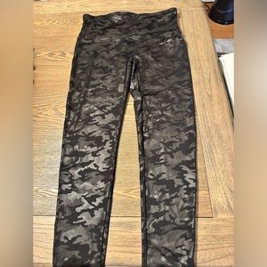 Spanx Faux Leather Leggings Camo Print